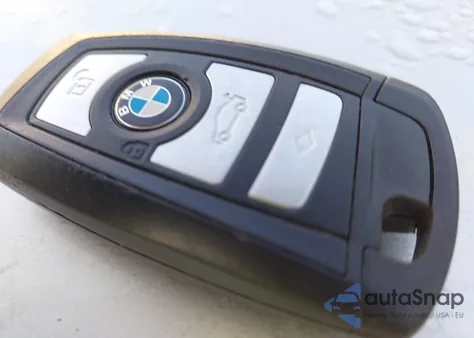 2011 BMW 535I xDrive z USA, uszkodzony, nr VIN WBAFU7C57BC874083